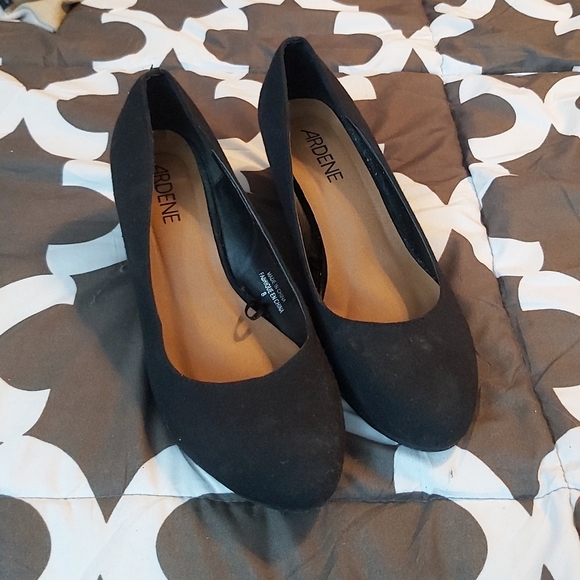 2/$18 ARDENE WEDGE SHOES SIZE 8 - Picture 2 of 3